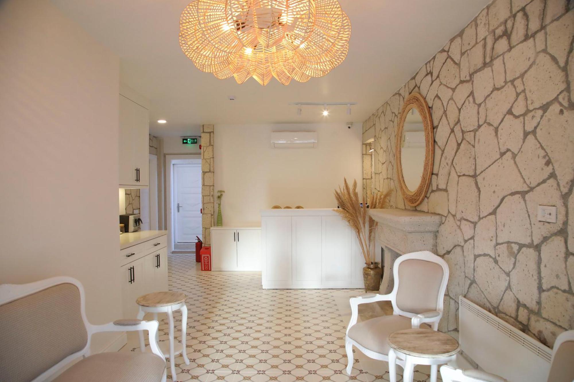 Alacati Balbadem Hotel (Adults Only) Екстер'єр фото